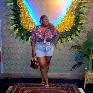 Meet your Posher, Ashley